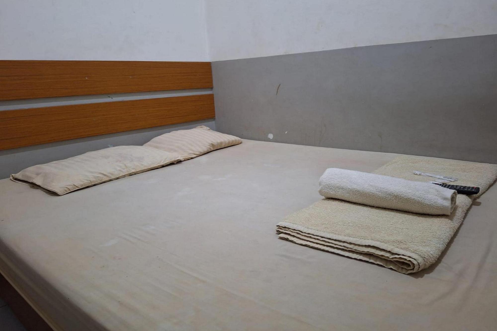 Oyo 93584 Rukotel South Tangerang Kültér fotó