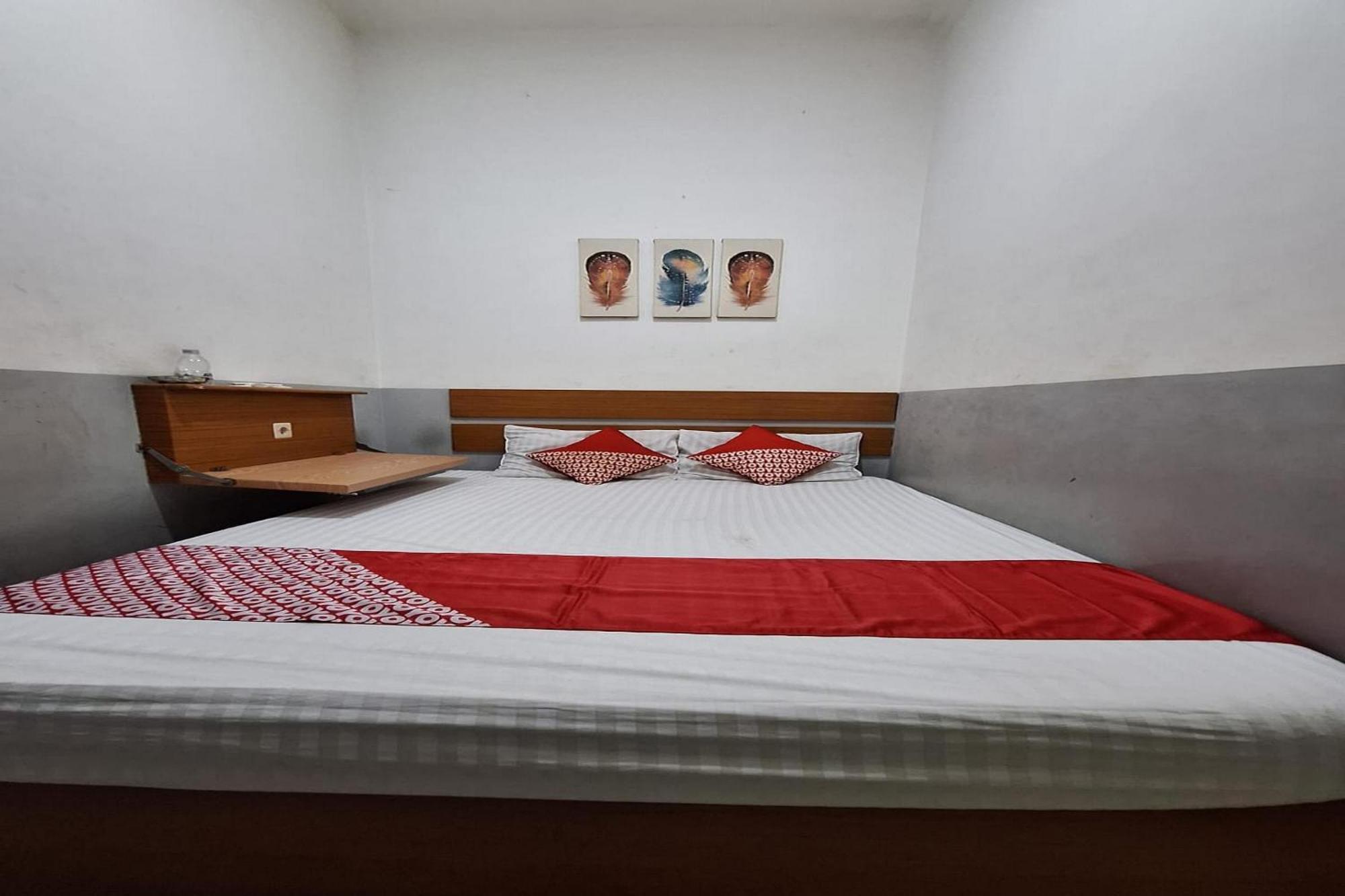 Oyo 93584 Rukotel South Tangerang Kültér fotó