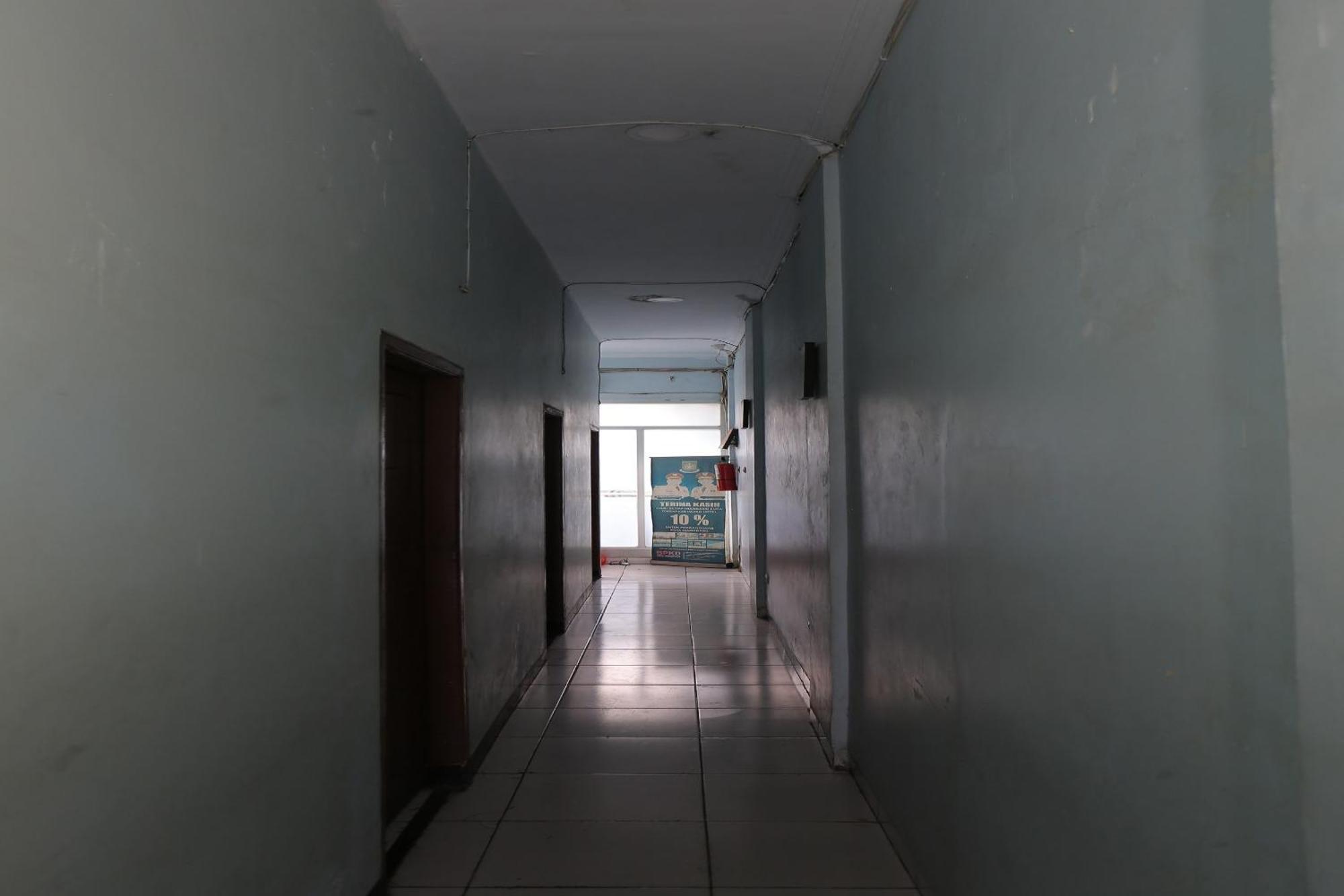 Oyo 93584 Rukotel South Tangerang Kültér fotó